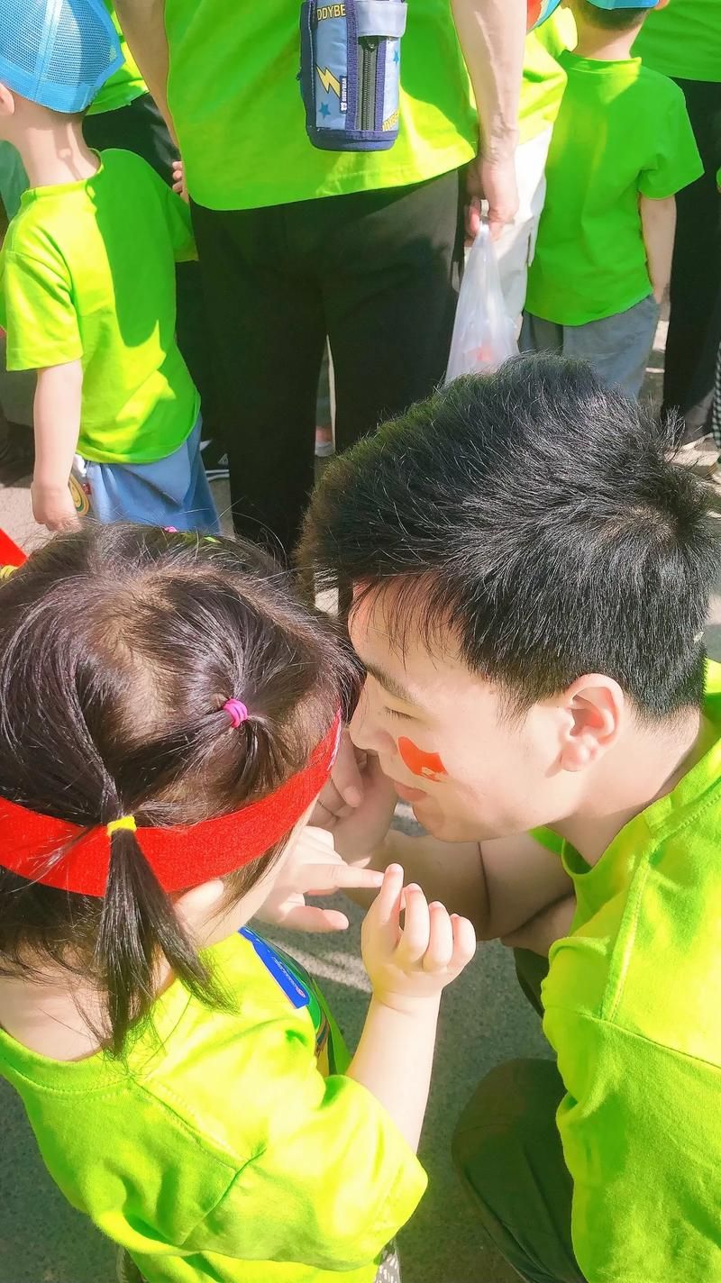 超好玩的亲子拍手游戏推荐，在家就能和娃互动！