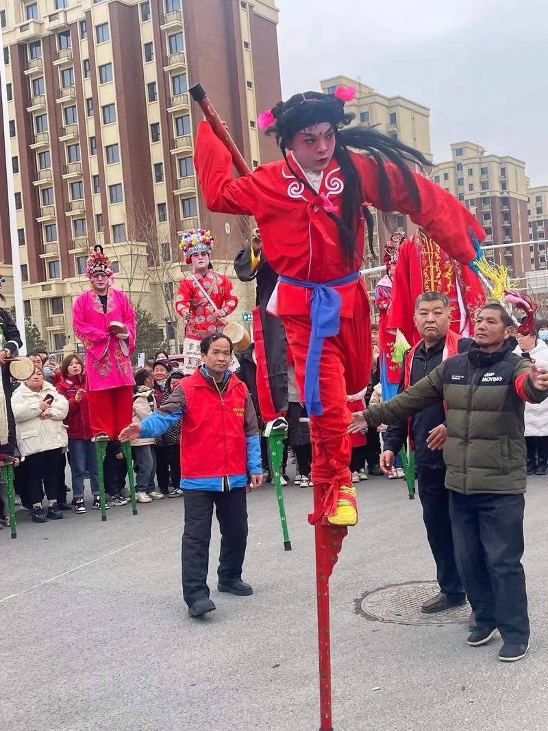 踩高跷怎么玩？详细游戏规则和技巧分享！