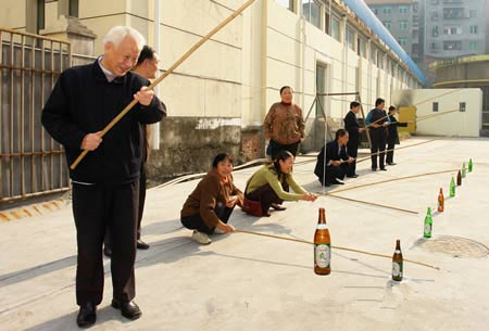 过年回家6个人玩什么游戏?这几个老少皆宜!