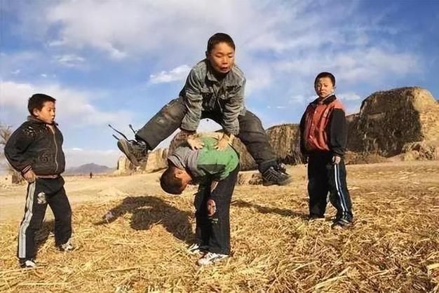 还记得九零后小时候玩的游戏吗?一起来回忆童年!