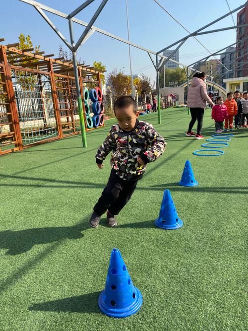 适合小班的跑步游戏，让孩子在玩乐中锻炼身体！