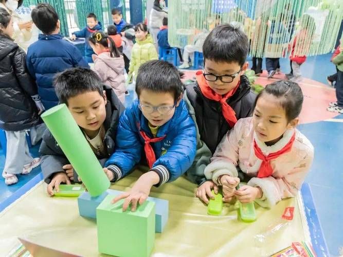 适合教室玩的游戏有哪些？让学生们嗨翻天！