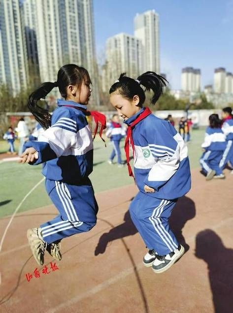 适合教室玩的游戏有哪些？让学生们嗨翻天！