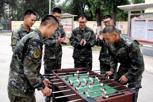 部队里都玩什么?这些军营趣味小游戏太有趣了!
