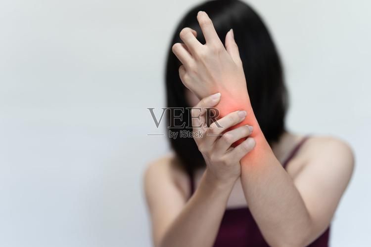 长期打游戏手腕疼？这可能是腕管综合征的前兆！