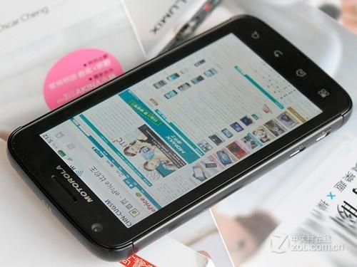 atrix 4g续航能力测试 一天够用吗