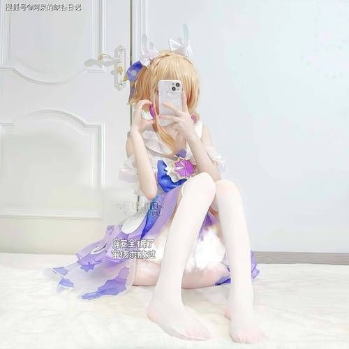 coser小小白粉丝必看 她的最新动态都在这里