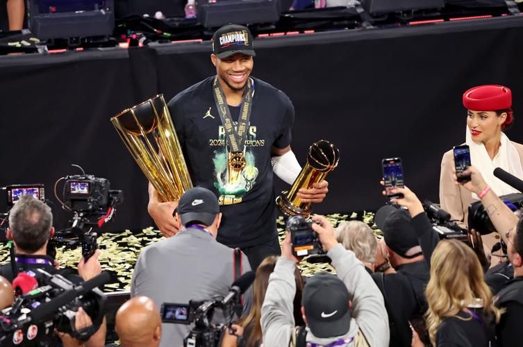 espn篮球经理球员推荐 最强阵容搭配技巧分享