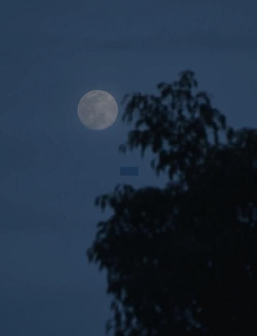 moon sky摄影构图指南 如何拍出震撼的月亮天空照