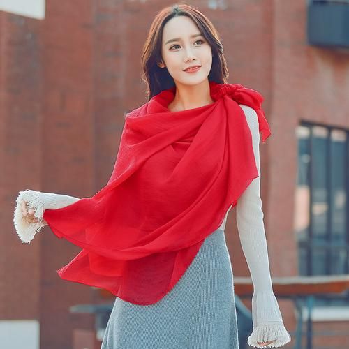 redscarf怎么搭配 红色围巾的时尚穿搭技巧分享