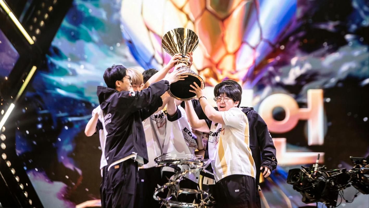 rstars战队夺冠之路 他们是怎么做到的