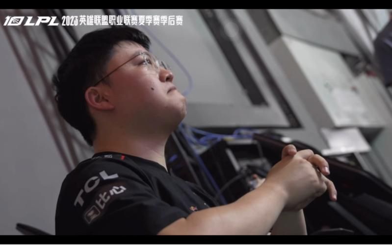 uzi加入omg战队细节曝光转会费成焦点