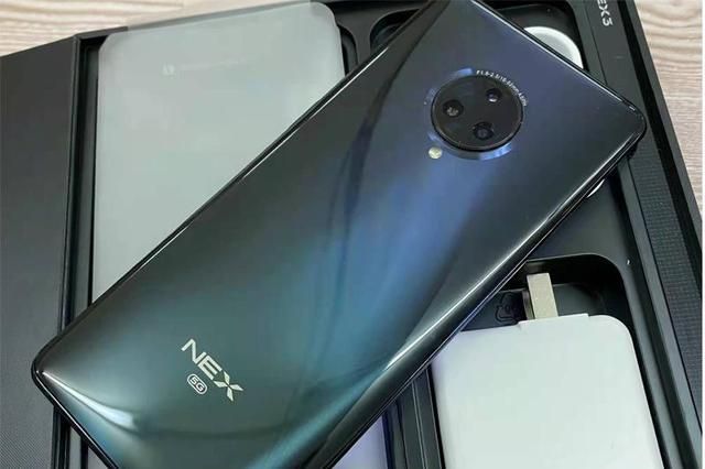 vivonex5续航能力如何一天够用吗