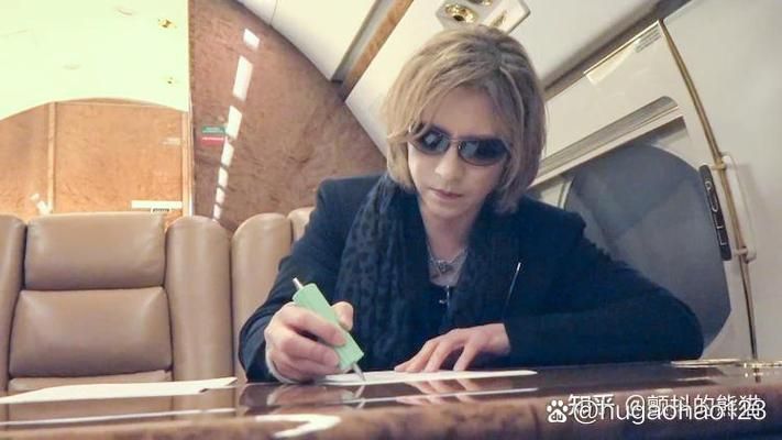 xjapan主唱yoshiki 才华横溢的音乐制作人
