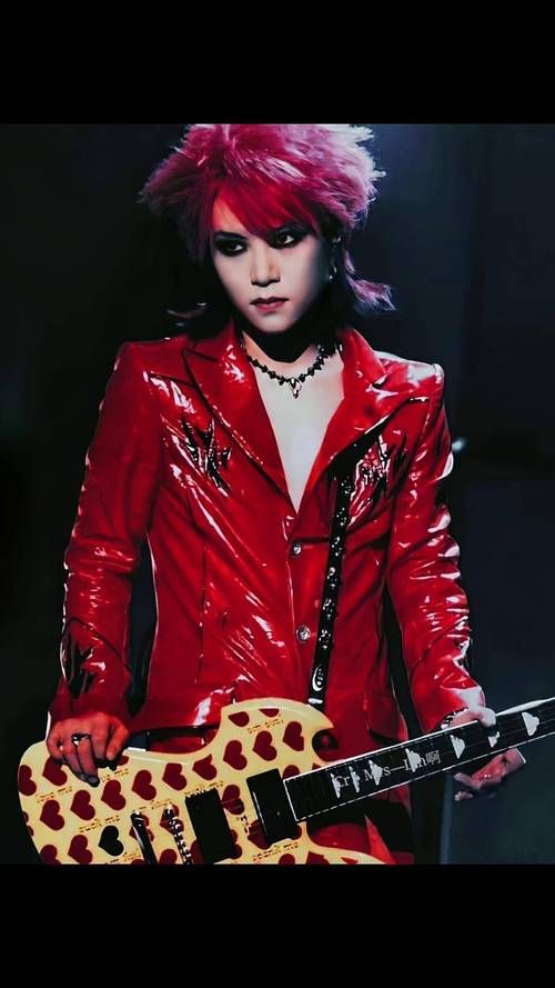 xjapan主唱yoshiki 才华横溢的音乐制作人