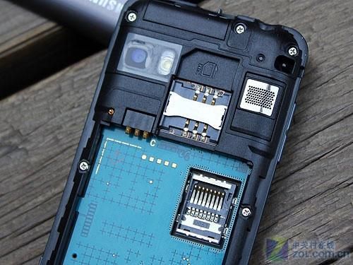 三星s7230e和同价位手机对比哪个更好