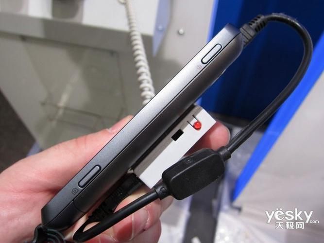 三星s7230e和同价位手机对比哪个更好