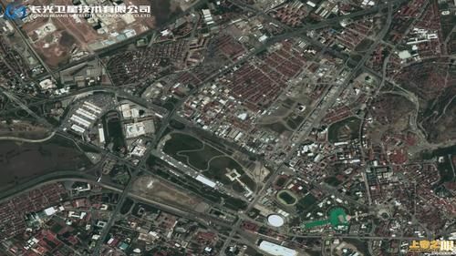 上帝之眼卫星地图怎么用 教你快速定位想看的地方