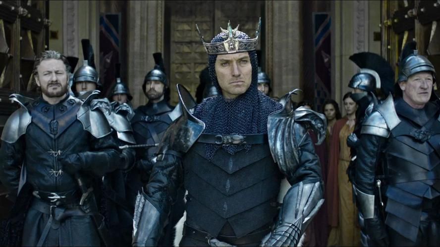 不可思议的亚瑟王与圆桌骑士的传奇冒险经历