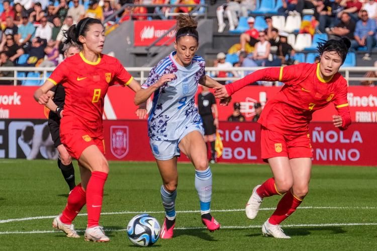 中国女足VS巴西赛后总结与精彩回放