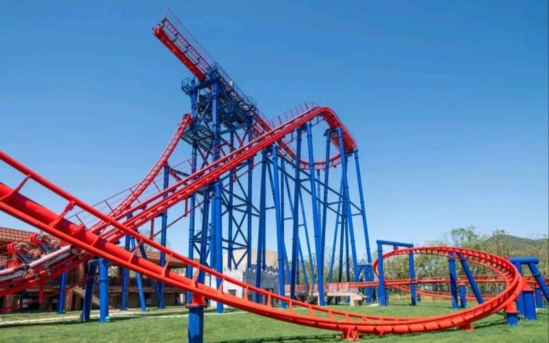 乐园过山车双人版适合情侣吗双人过山车游玩建议