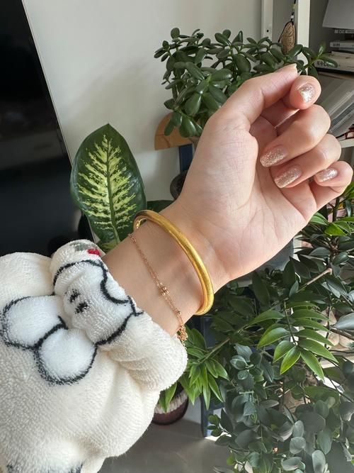 五周年纪念金手镯款式推荐经典又时尚