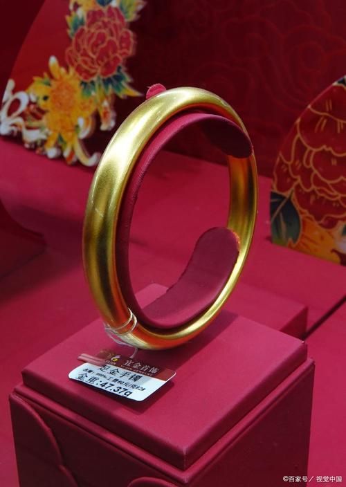 五周年纪念金手镯款式推荐经典又时尚