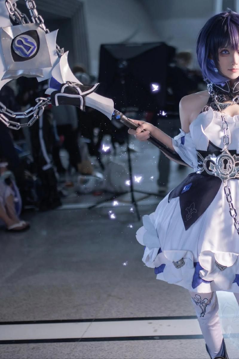 亮丽女神希维尔cosplay欣赏 神还原战争女神