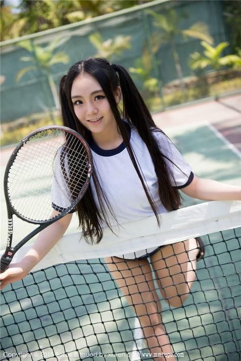 什么是齐b小短裙 这种裙子为何这么受欢迎