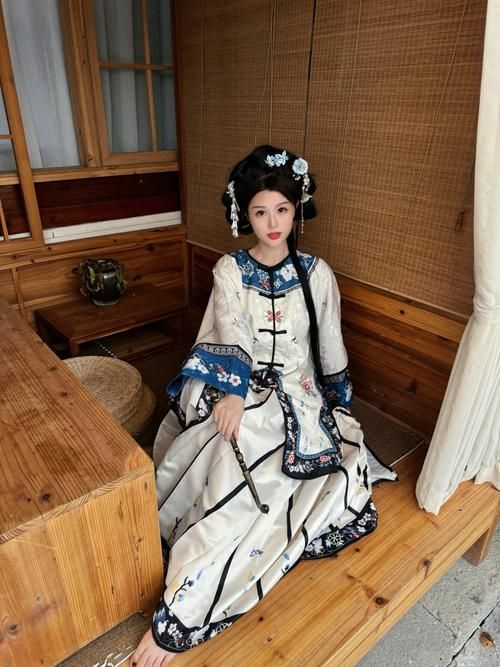 古装美女换装游戏合集 从汉唐到明清服饰全都有