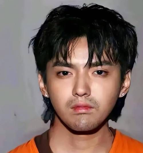吴亦凡国籍是哪里为什么有人说他是加拿大籍