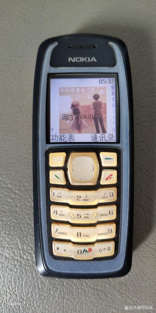 诺基亚3100c对比现代智能机老款手机优势在哪里