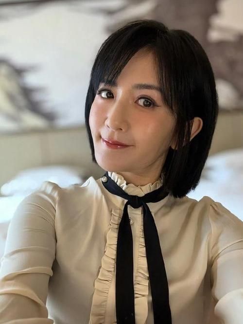 谢娜的微博是多少 轻松关注她的最新动态