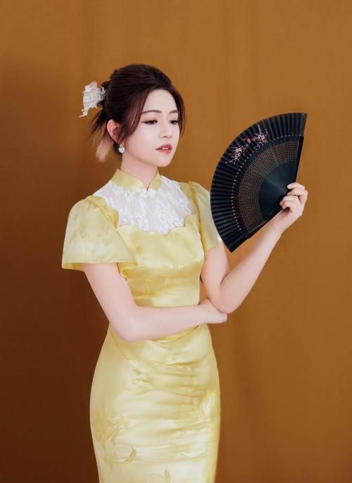陈妍希代言小笼包引发网友热议