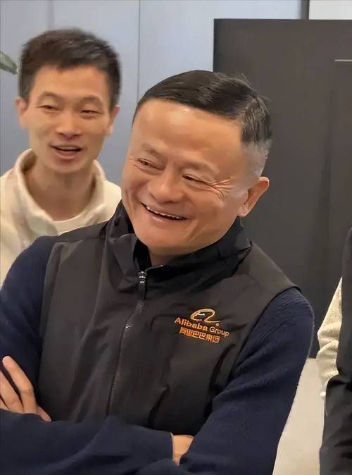 马云正面回应转移家产 背后原因让人深思