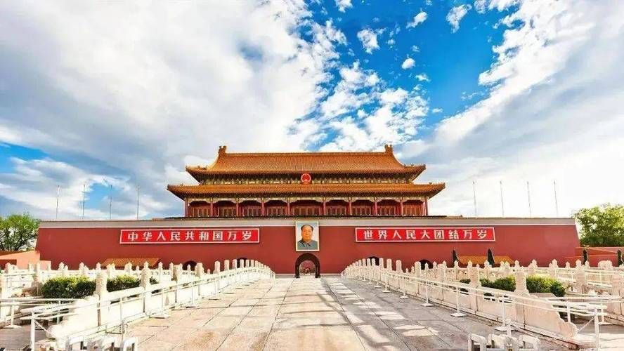 2025最新独一无二的国庆图片 天安门长城主题下载