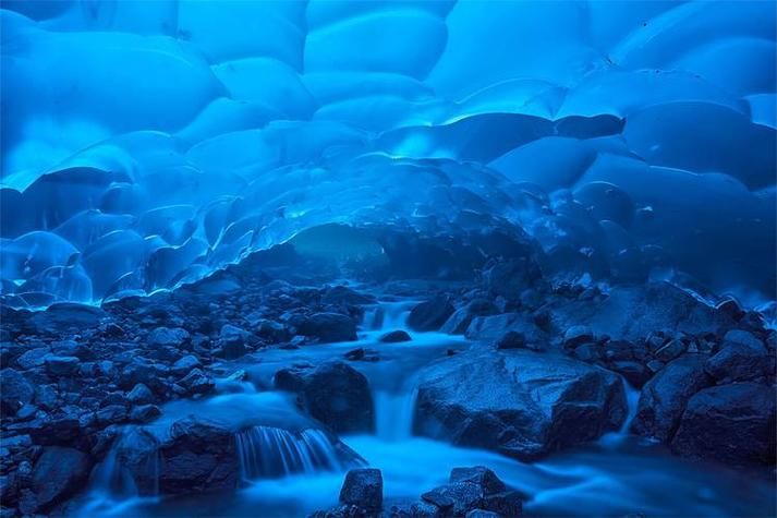 ice lakes冰湖奇观 探索世界上最美的冰冻湖泊