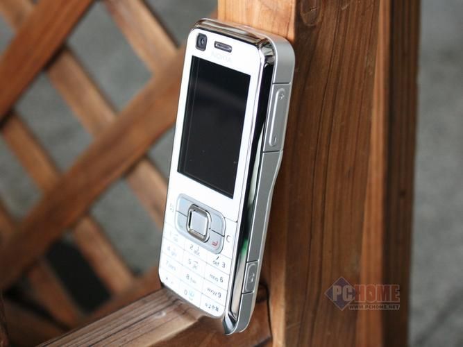 nokia6120评测这款诺基亚神机当年有多火