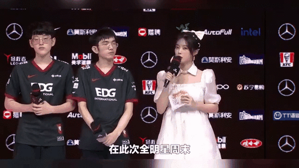 rookie女朋友照片曝光 网友直呼太般配