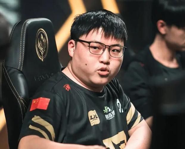 uzi是哪个战队的他曾经在哪些战队打过比赛