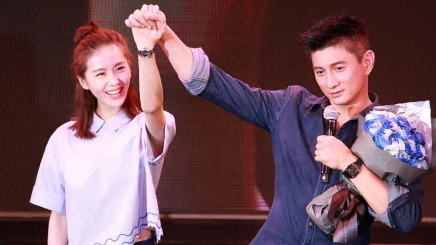 吴奇隆刘诗诗跨年演唱会现场视频流出