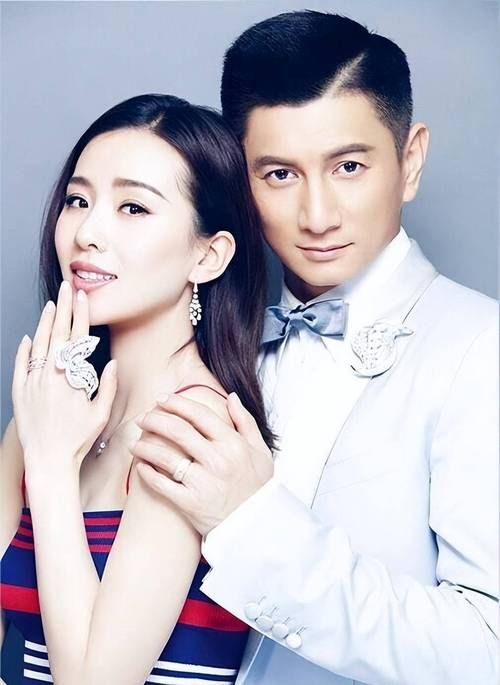 吴奇隆刘诗诗跨年演唱会现场视频流出