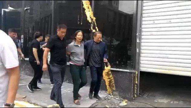 哈尔滨警察打死人案引发关注 网友呼吁公正处理