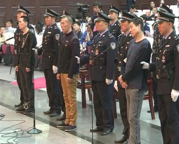 哈尔滨警察打死人案引发关注 网友呼吁公正处理