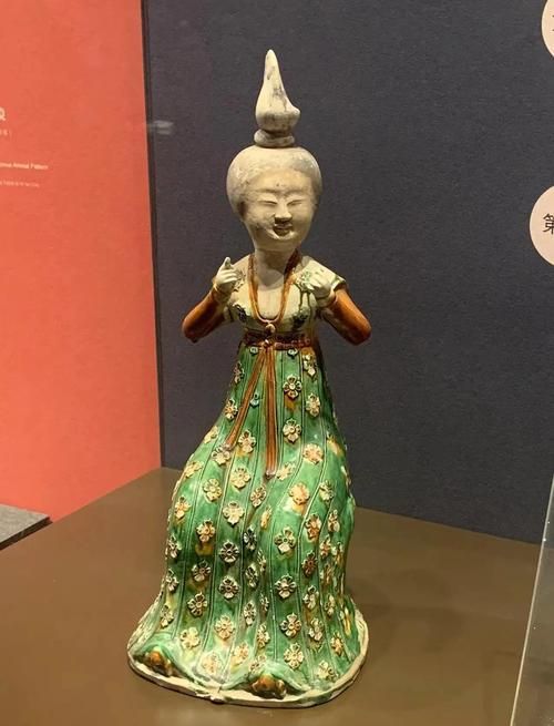 唐三彩是哪三种颜色唐代工艺的色彩密码