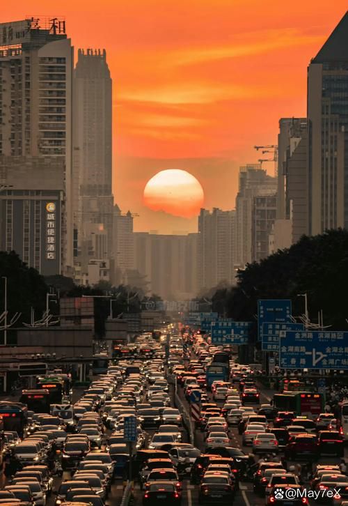 夕阳染红的街道图片下载 高清黄昏美景收藏