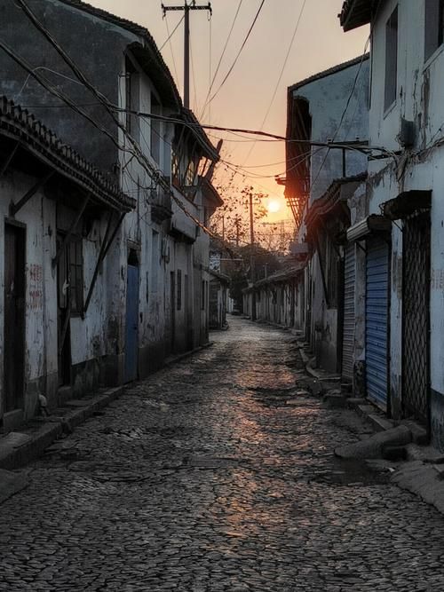 夕阳染红的街道图片下载 高清黄昏美景收藏