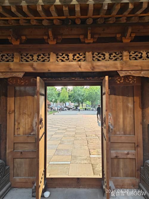 我国古代什么时候开始普及砖瓦建筑
