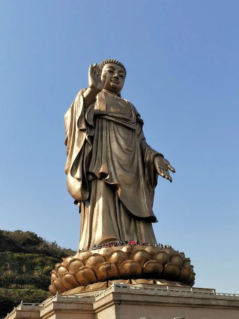 我国最大的佛像在哪里 揭秘中国最高大佛所在地