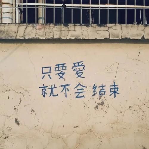 手机qq名片八组图怎么选图 这些技巧要知道